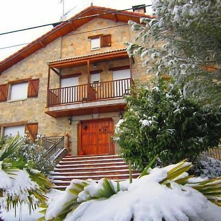La Casona De Collado Pensionat Hoyos del Collado Eksteriør billede